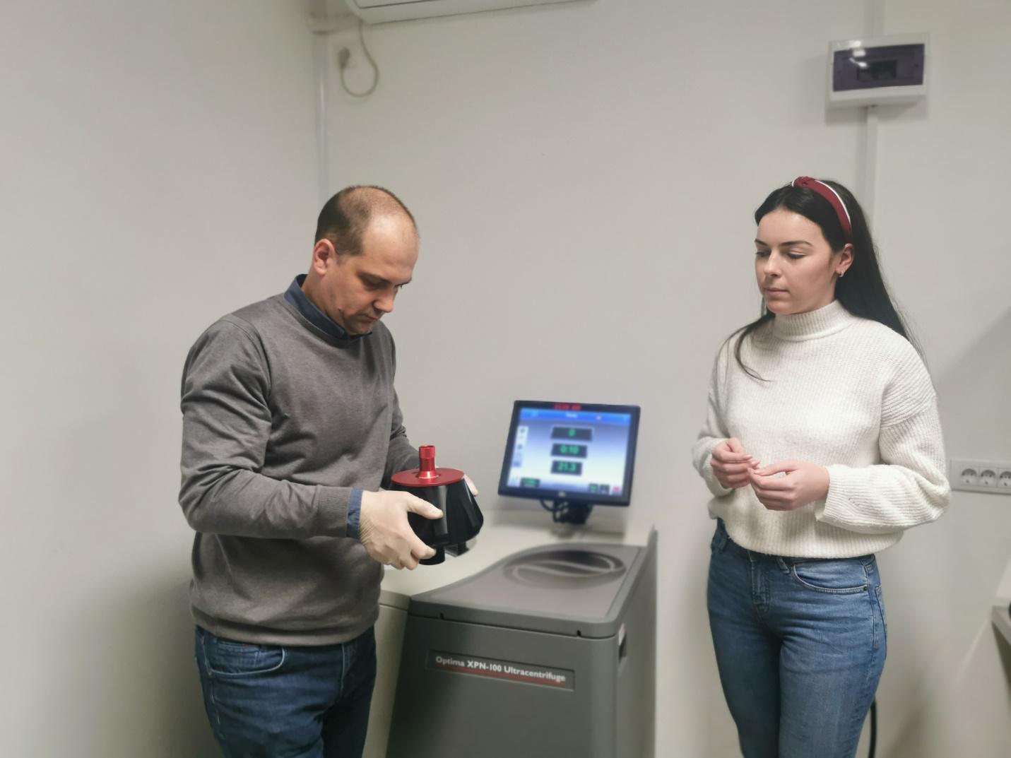 Instaliranje ultracentrifuge
